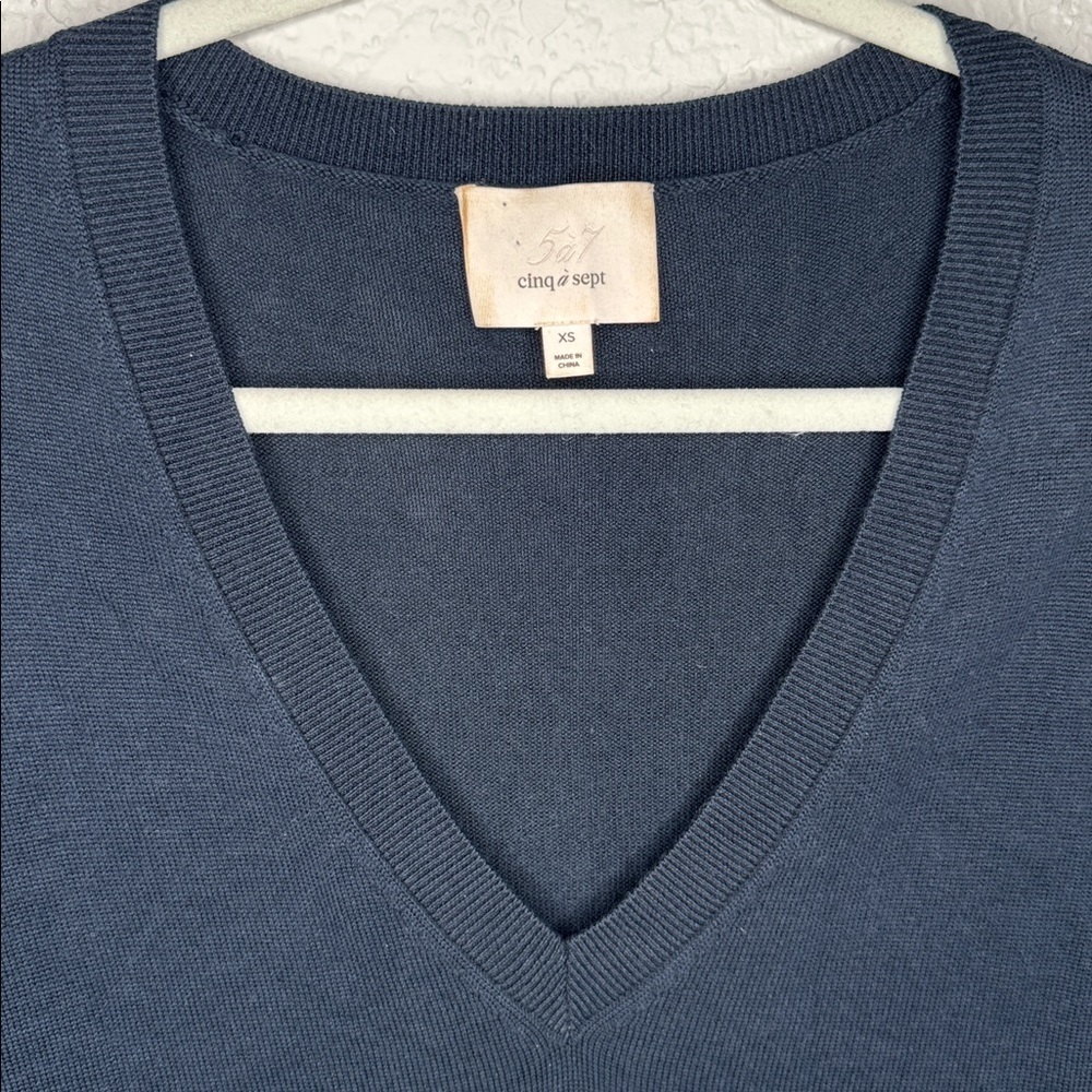 Cinq a Sept Ariana Ruffle Hem 3/4 Sleeve Sweater Silk Cashmere XS Quiet Luxury - Picture 3 of 7